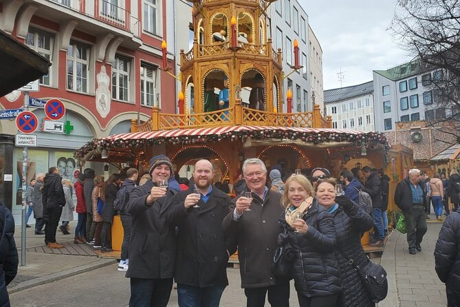 Original Munich Christmas Market Tour with Festive Wine and Food - Marienplatz: Munich’s grand opening scene