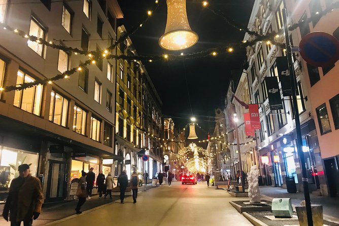 Oslo Christmas walk - Oslo Cathedral and the quieter middle of the route