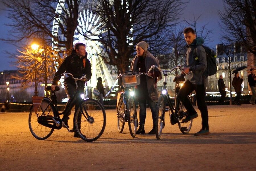 Paris at Christmas: 3-Hour Bike Tour - Why a Christmas bike ride works well in Paris