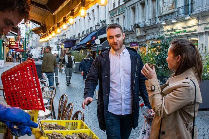Paris Christmas Food Tour with a Local Guide, and Seasonal Treats - Notre-Dame and its Christmas market