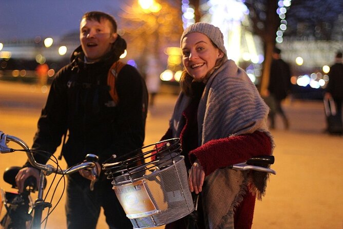 Paris Christmas Guided Bike Tour - The Arc de Triomphe and the first view of Paris