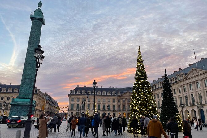 Paris Christmas Lights Small Group Walking Tour with Local Guide - Winter Food at the Tuileries