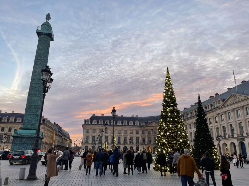 Paris Christmas Lights Walking Tour with Local Guide - Why this Christmas lights walk works