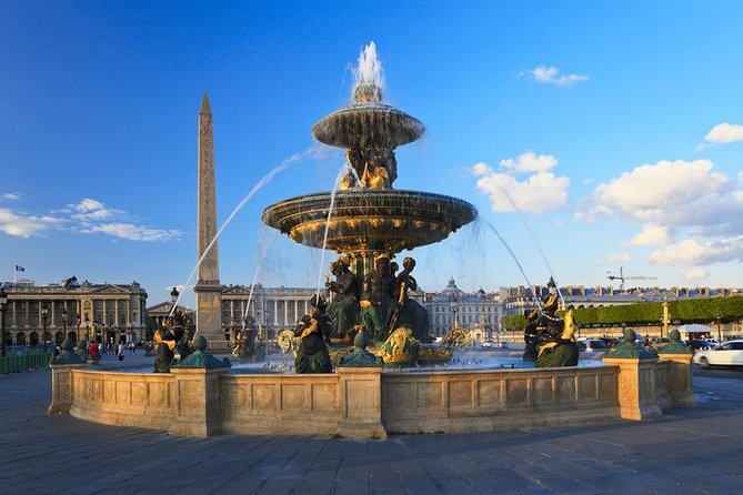 Paris Tootbus Festive Christmas Lights Tour - Starting near Opera and Boulevard des Capucines