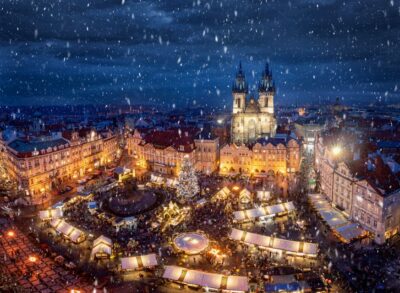 Prague: 2-3h Magical Christmas Markets Tour with Inclusions