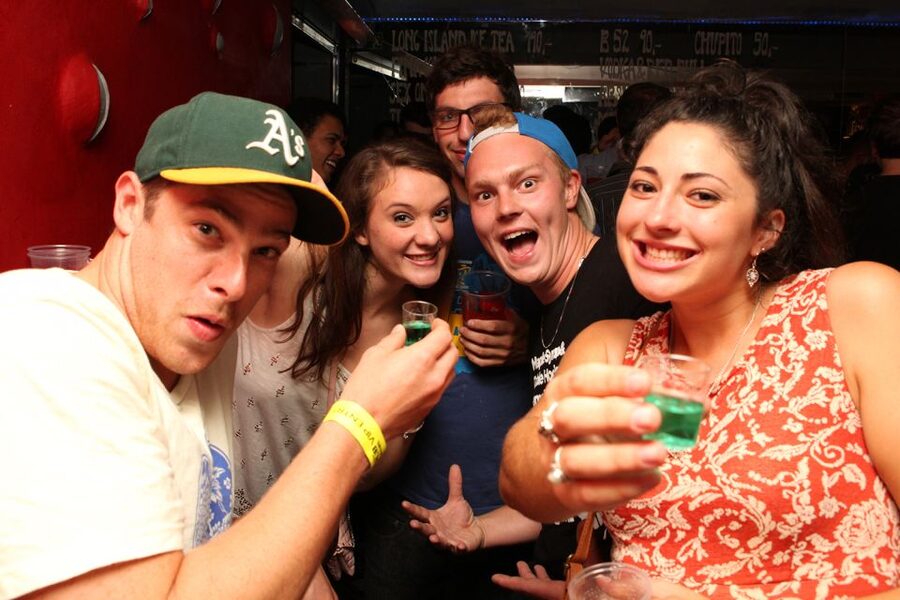 Prague: New Year's Eve Pub Crawl & Karlovy Lazne Club Entry - My final booking advice