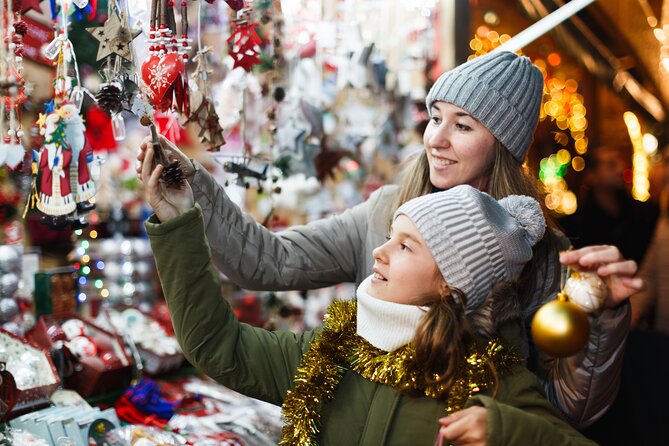Private Berlin Christmas Walk with Räuchermännchen Magic - Key Points Before You Book