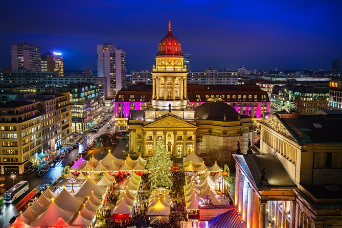 Private Berlin Christmas Walk with Räuchermännchen Magic - The Brandenburg Gate Tells More Than One Story