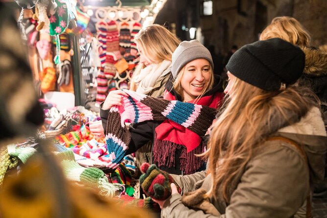 Private Christmas Walking Tour of Innsbruck’s Festive Markets - Following the lights on Maria-Theresien-Strasse