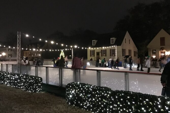 Private Colonial Williamsburg Christmas Holiday Decorations Walking Tour - Bruton Parish Church closes the history loop