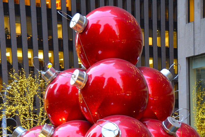 Private New York Christmas Tour with Driver and Guide - What this private Christmas tour is really designed to do