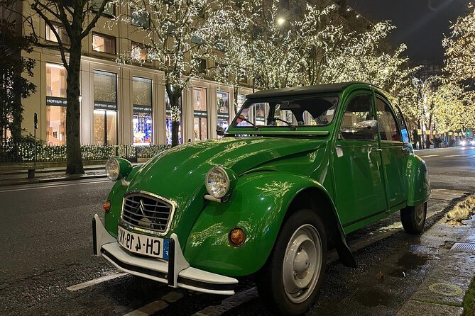 Private tour Paris Christmas lights tour 2 hours in Citroën 2CV - Petit Palais and the grand west side of Paris