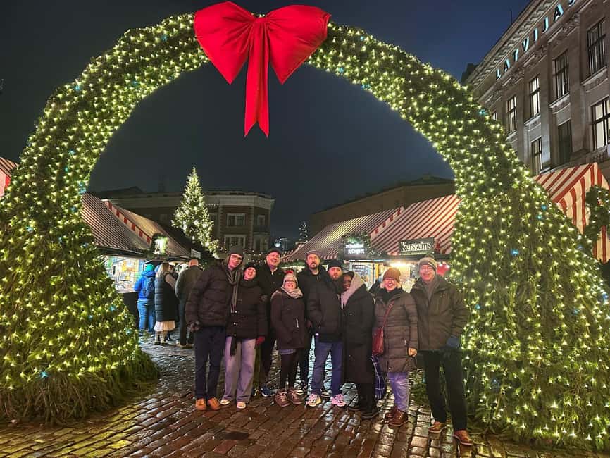Riga: Old Town Legends & Christmas Spirit Walking Tour - Dome Square and the cathedral: a strong opening