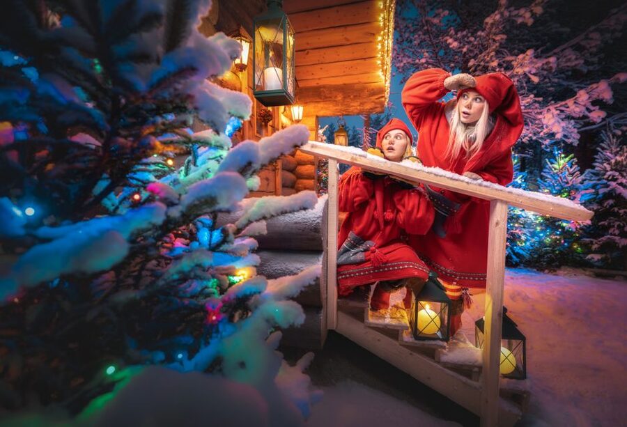 Rovaniemi: Elf Hat Academy in Santa's Village - Cookie decorating and the secret elf dances