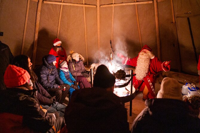 Rovaniemi: Meet Santa Claus & Northern Lights Experience - Warming up inside the tepee