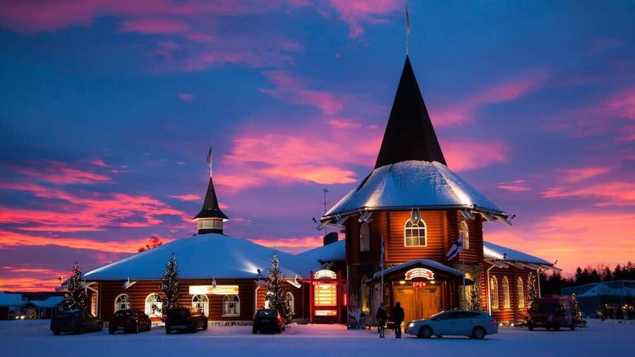 Rovaniemi: Santa Claus Village + Husky & Reindeer Sled Ride - FAQ