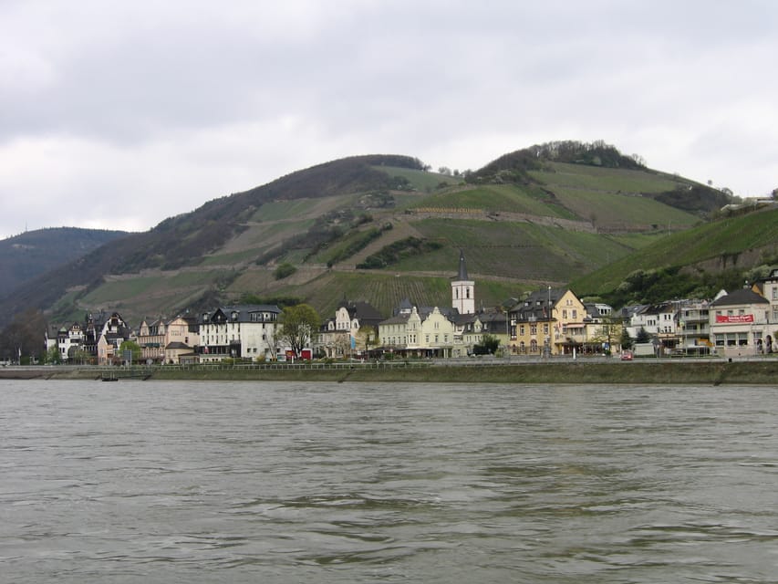Rüdesheim am Rhein: Christmas Boat Cruise on the Rhine - Christmas music and the Rüdesheimer market