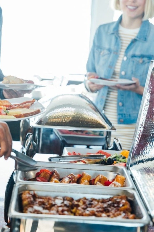 San Francisco: Christmas Day Buffet Brunch or Dinner Cruise - Key points to know before booking