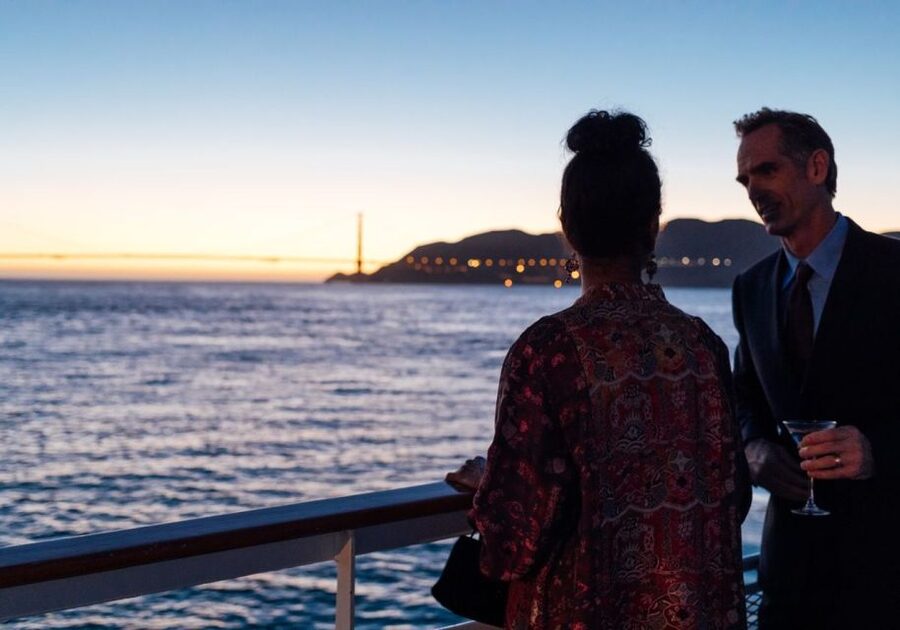 San Francisco: Christmas Day Buffet Brunch or Dinner Cruise - Who will enjoy this Christmas cruise most