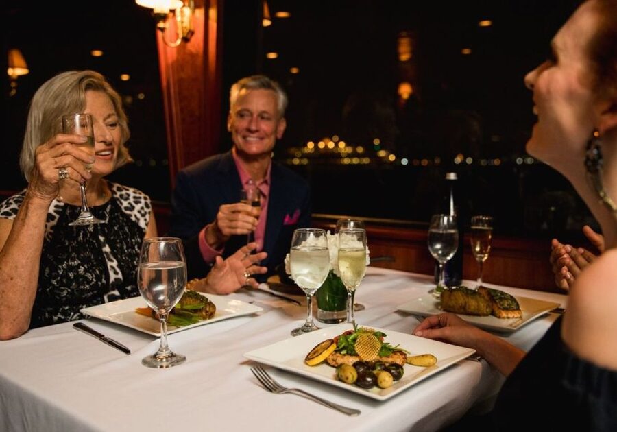 San Francisco: Christmas Day Buffet Brunch or Dinner Cruise - Is the $184 price fair?