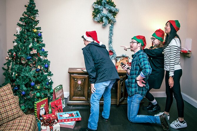 Saving Christmas Escape Room in Chattanooga - The Christmas mystery at 432 Market Street