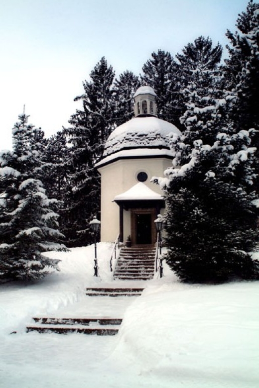 Silent Night Oberndorf Christmas Eve Tour from Salzburg - Price, flexibility, and practical limits