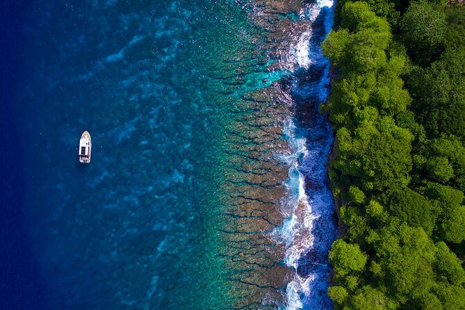 Snorkelling Christmas Island - Setting out from Flying Fish Cove at 2 pm
