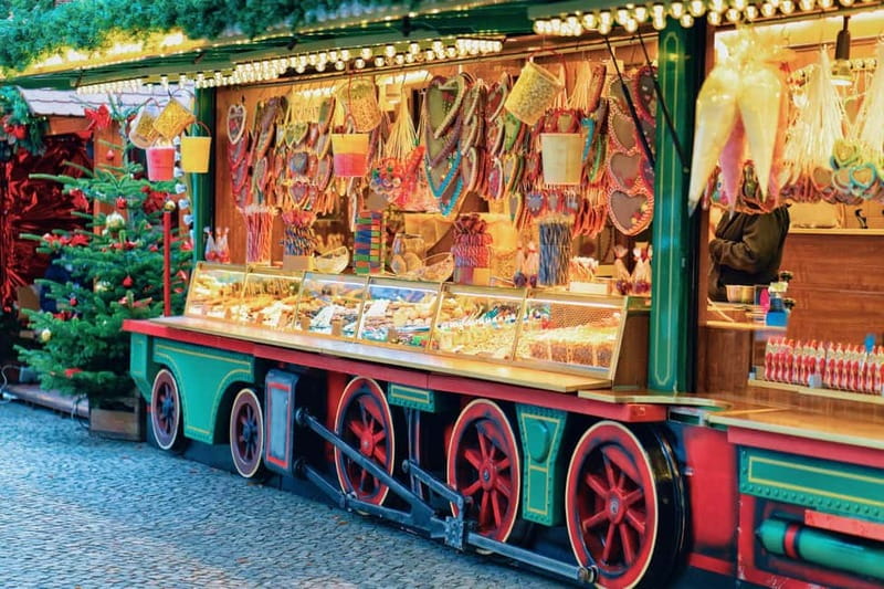 Stockholm: Christmas Market Magic Walking Tour with a Local - What $128 buys you in one hour