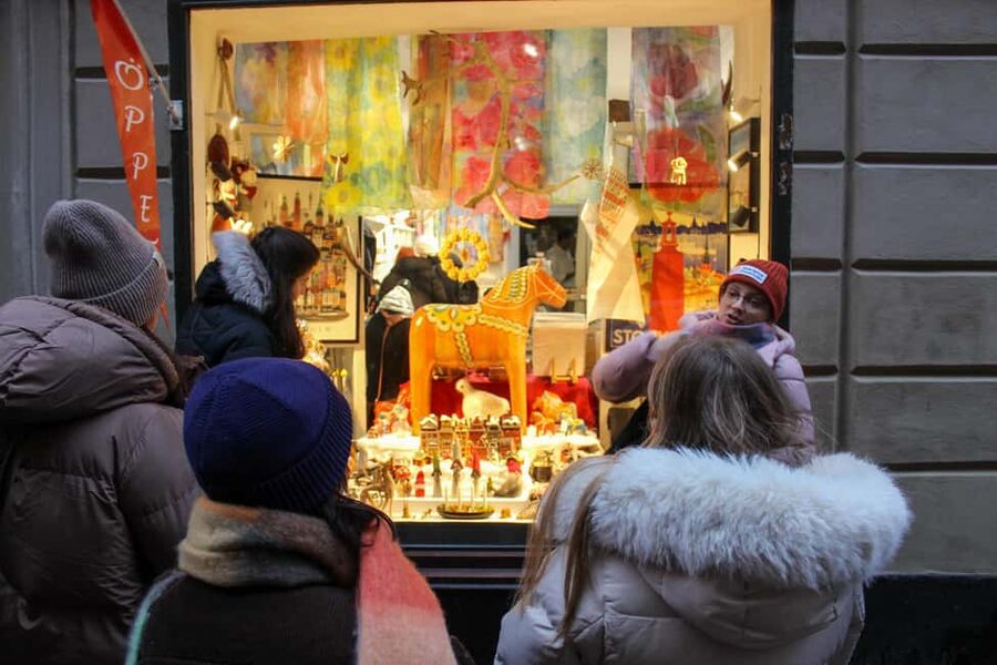Stockholm: Christmas Traditions & Food Small Group Tour - Kungstradgarden and the final 30 minutes