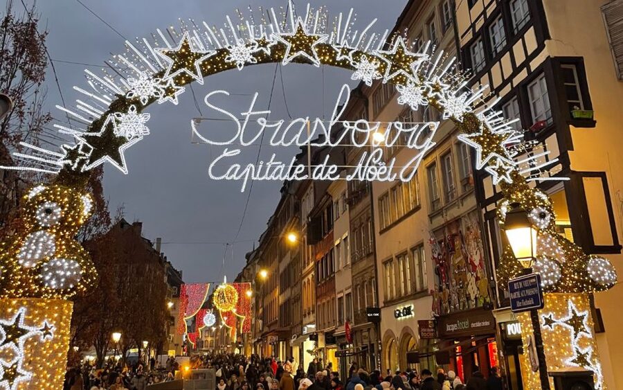 Strasbourg: Christmas Markets Walking Tour with Mulled Wine - Key points at a glance