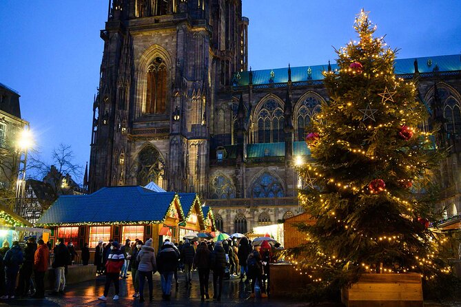 Taste, Stroll & Discover Strasbourg’s Christmas Magic - Saint-Thomas Church and the taste of Christmas