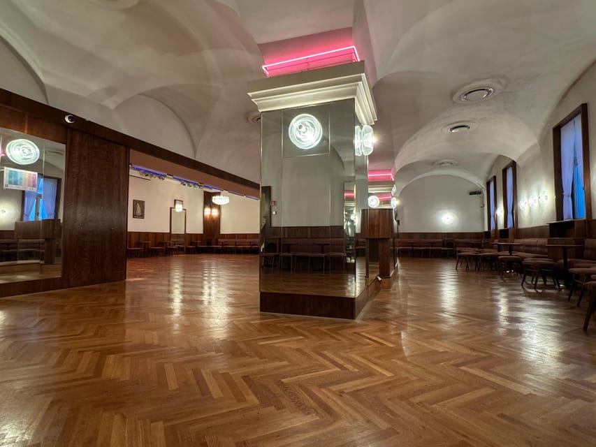 Vienna: Festive Season and New Year's Eve Waltz Workshop - What the one-hour schedule means for you