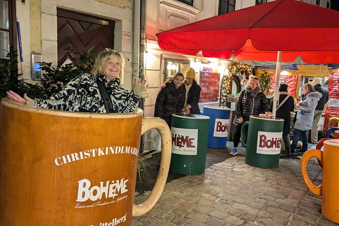 Vienna Guided Christmas Market Food and Drink Tour - Spittelberg’s Narrow Lanes and Local Feel