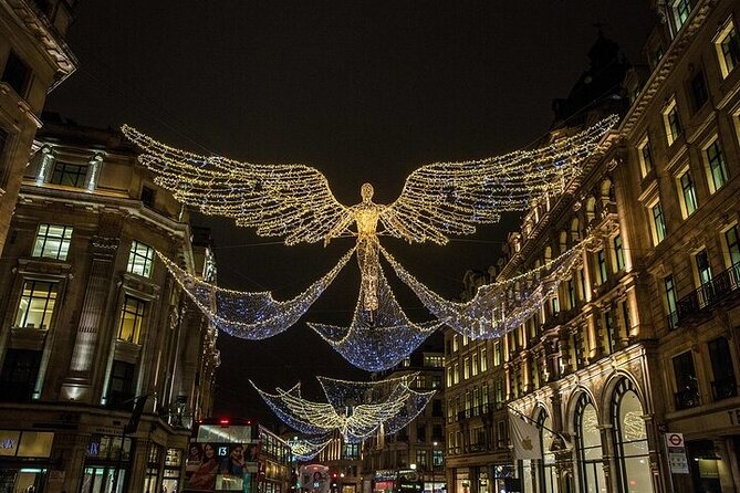 Vintage Top Deck London Christmas Lights Tour - A vintage bus view of London at Christmas