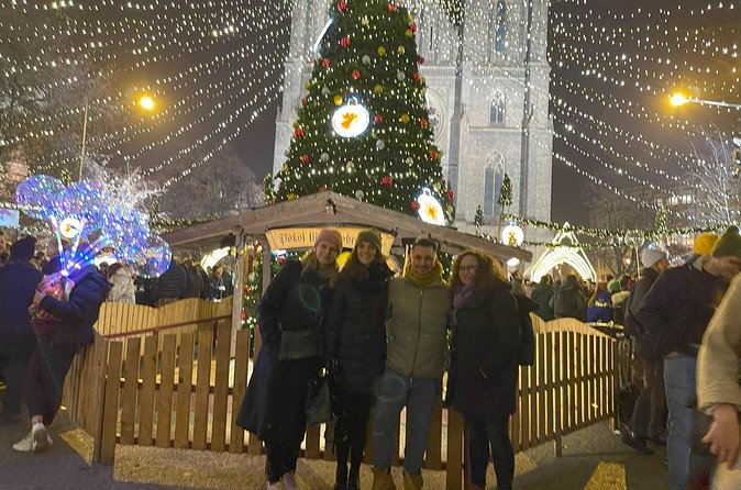 Walking tour in Prague Christmas Market and Festivities - Timing, transport, and what to wear