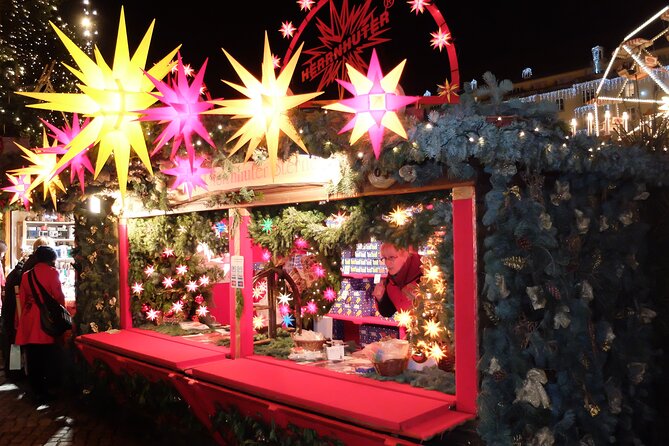 Walking Tour of Historic Dresden with a Christmas Touch. Small group tour. - What the Christmas market portion really includes