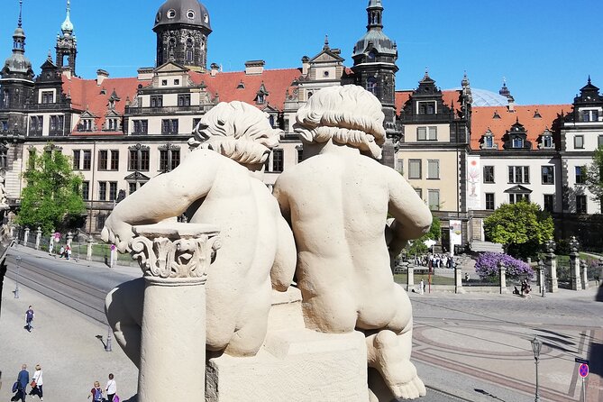 Walking Tour of Historic Dresden with a Christmas Touch. Small group tour. - A closer look at the two-hour pace