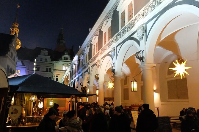 Walking Tour of Historic Dresden with a Christmas Touch. Small group tour. - Guide style and the main tradeoff