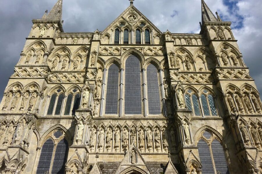 Windsor, Bath, Stonehenge & Salisbury with Christmas Lunch - Salisbury brings medieval England into view