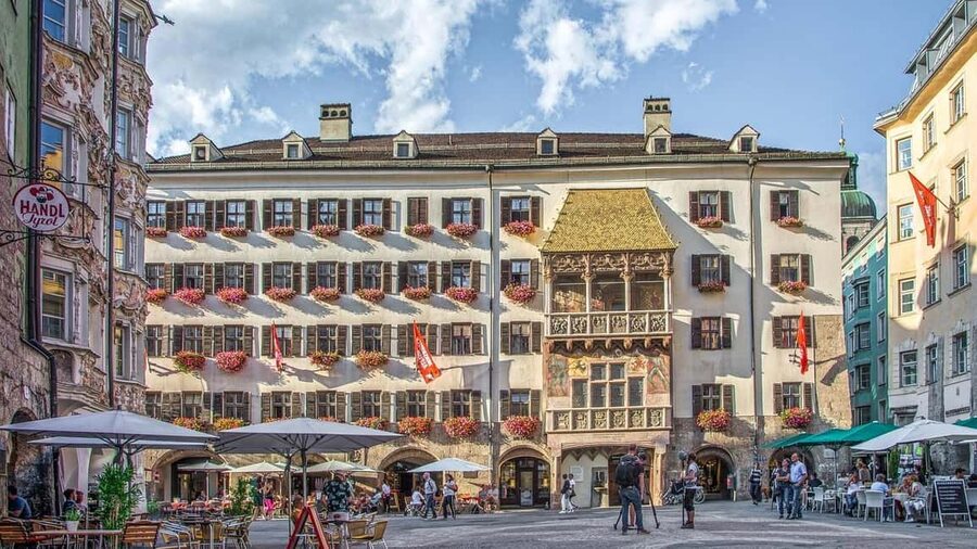 Winter Magic of Innsbruck: Christmas Spirit & Alpine Views - Christmas markets from mid-November through December 23