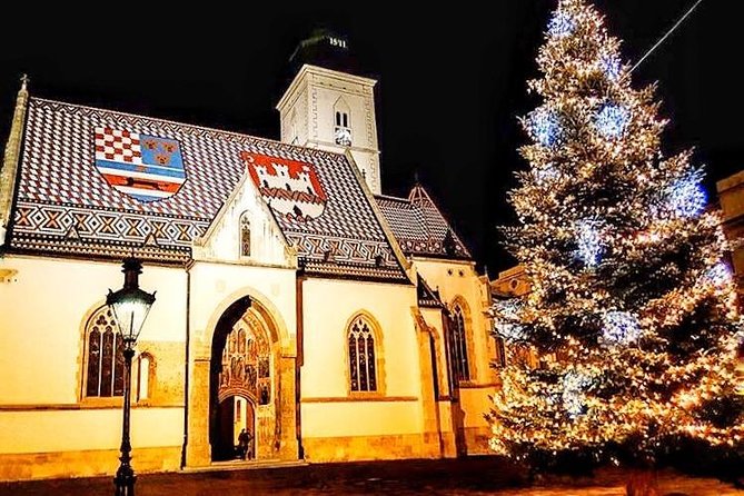 Zagreb guided walking Christmas market tour with food tasting - Following the Lower Town Christmas market